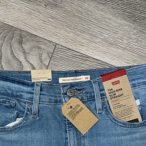 Levi's Dark and Light Blue Jeans Bundle - Picture 5 of 7